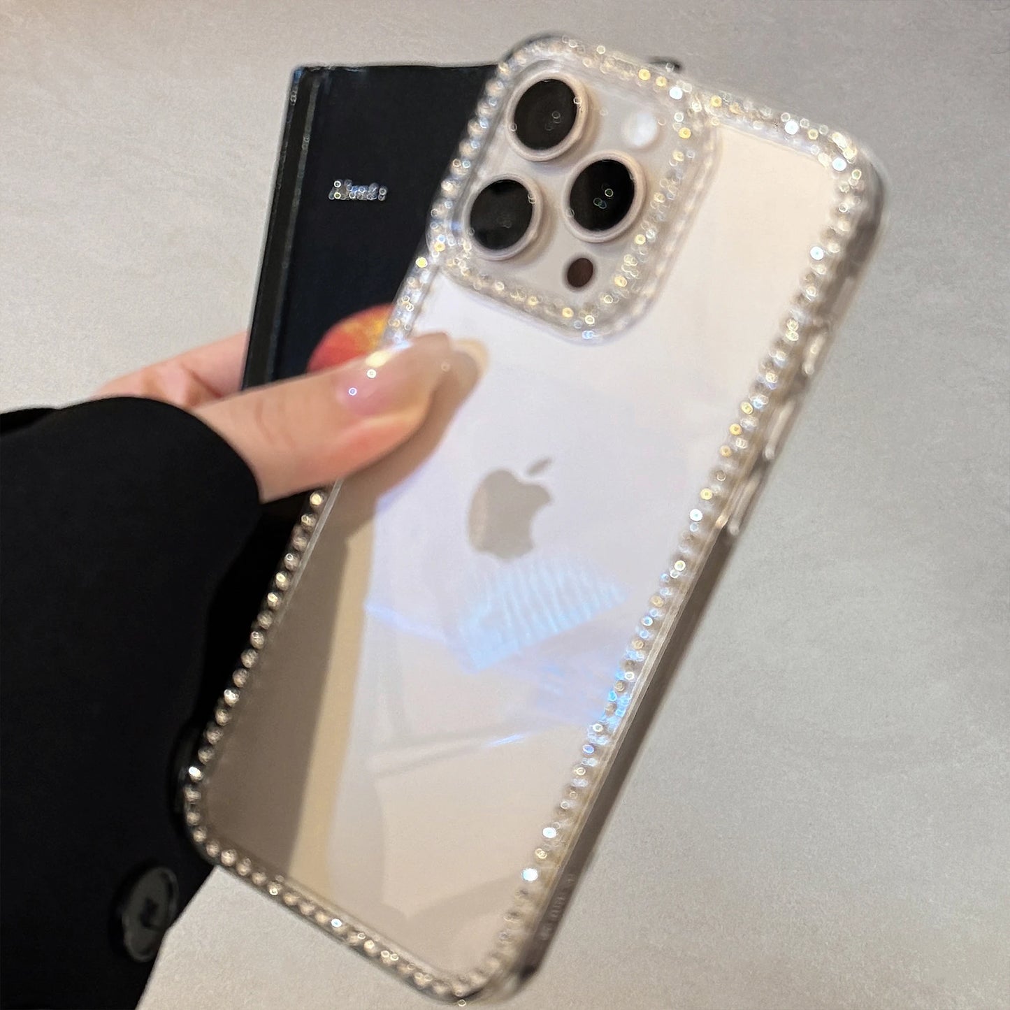 Elegant & Glamorous Transparent Material with Zircon Border Simple Phone Case