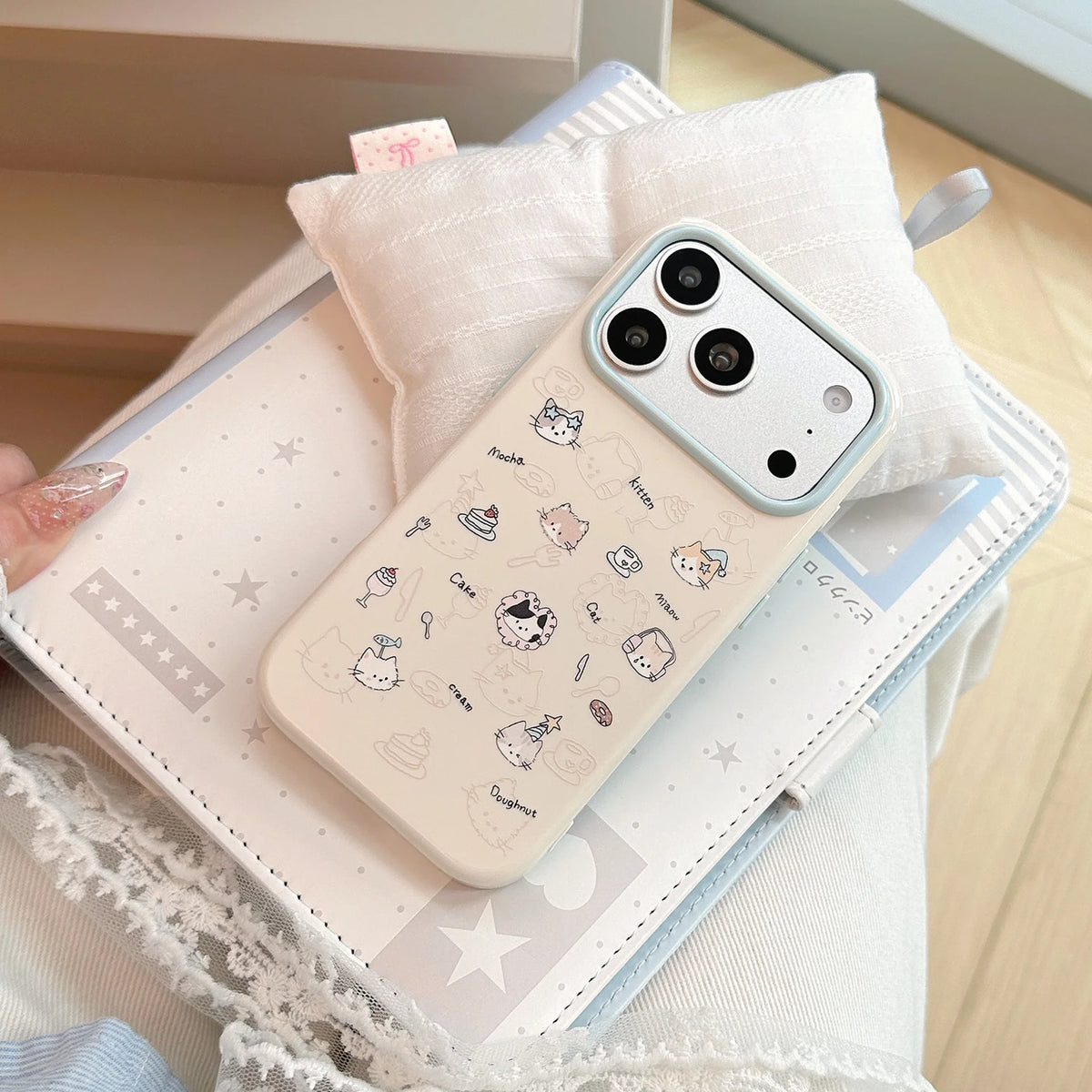 Korean Graffiti Cartoon Kitten Dessert Pattern Phone Case For iPhoner