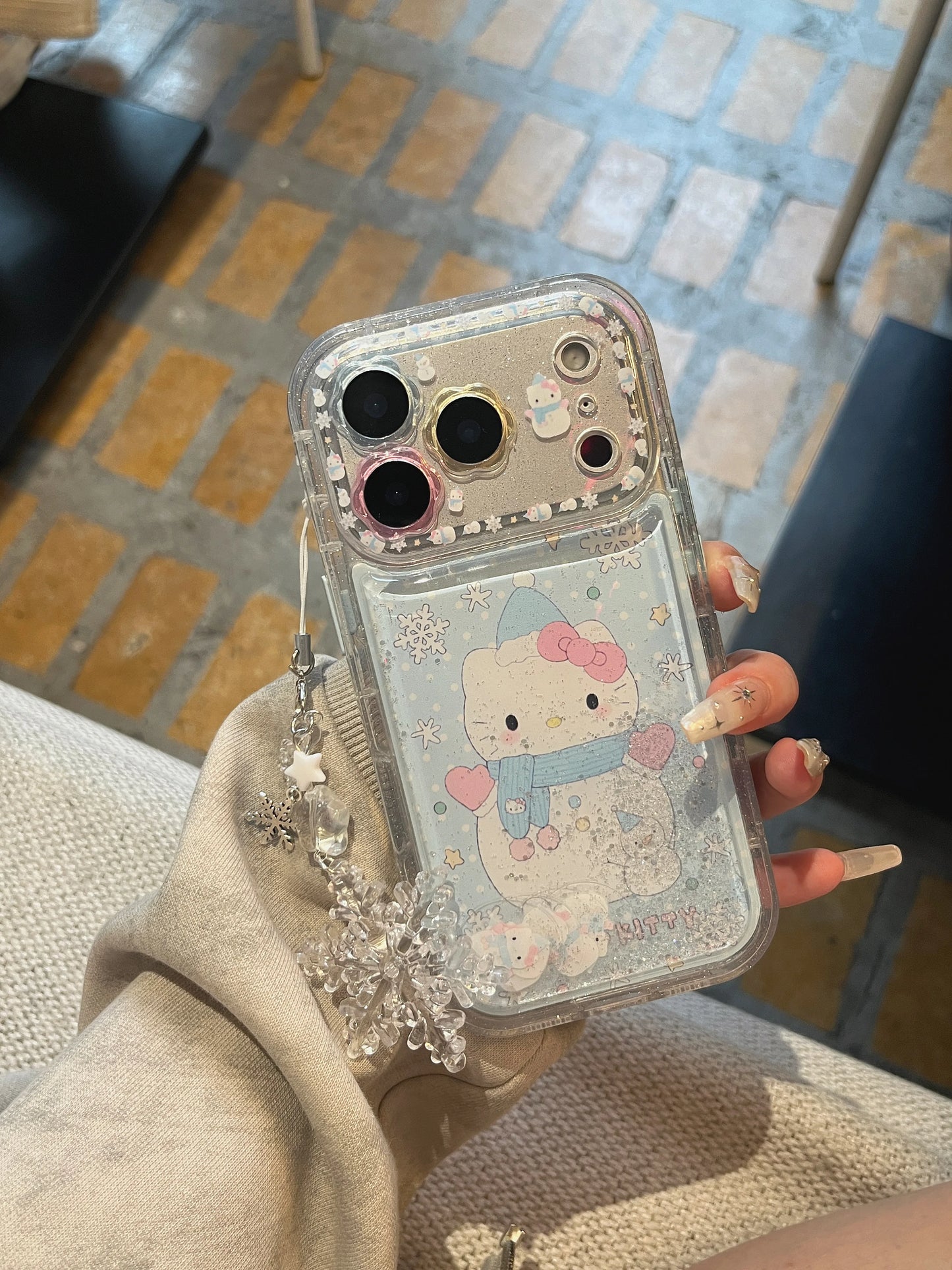 Beautiful Flower Flowing Sand Snowman Kitty  Is Suitable For Apple Phone Case
