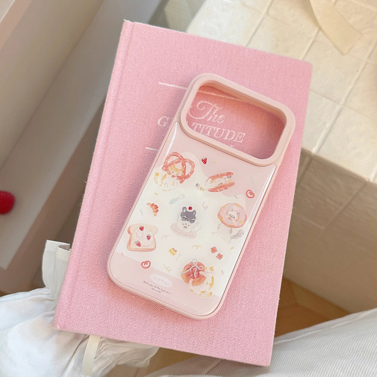 Korean Cartoon Kitten Dessert Bread Pattern Drop Glue Phone Case For iPhone