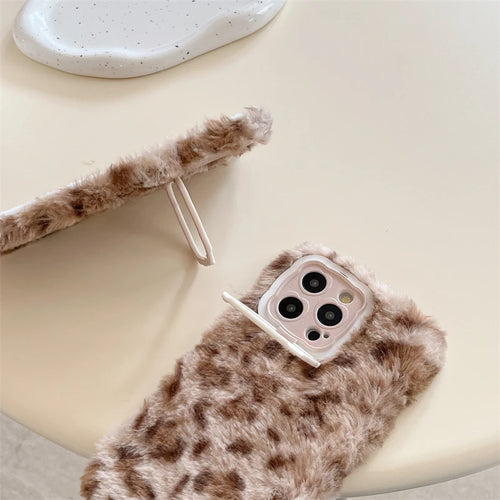 Ins New Fluffy Plush Leopard Print Winter Phone Case For iPhone