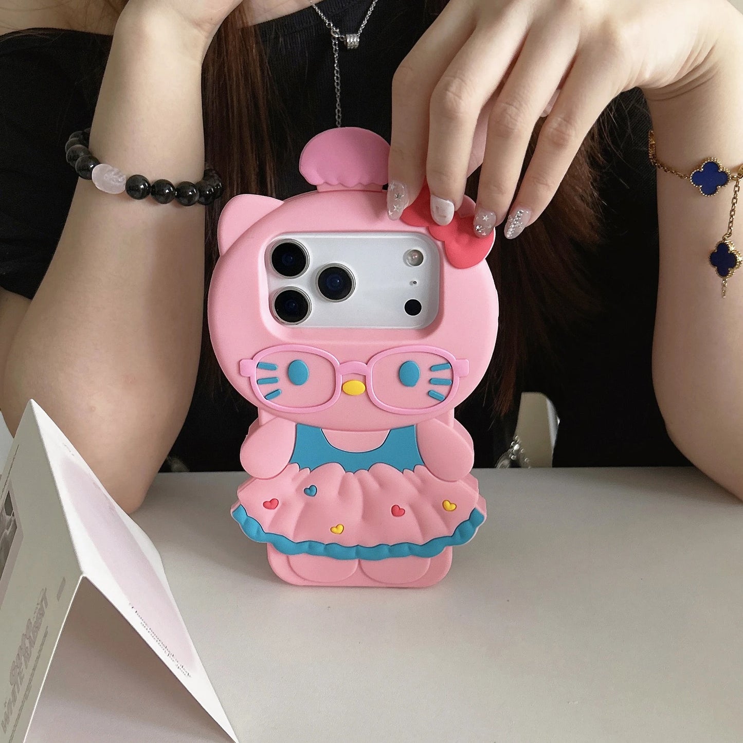 Kawaii 3D Cartoon Hello Kitty Soft Silicone Phone Case For iPhone