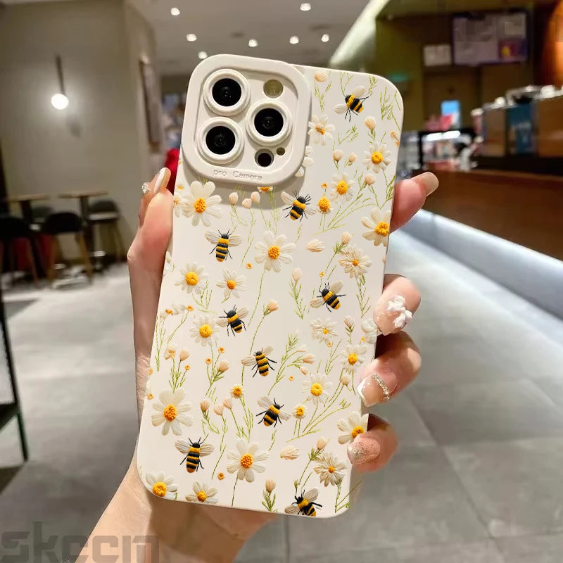 Cute Honeybee Flower Pattern Phone Case For iPhone