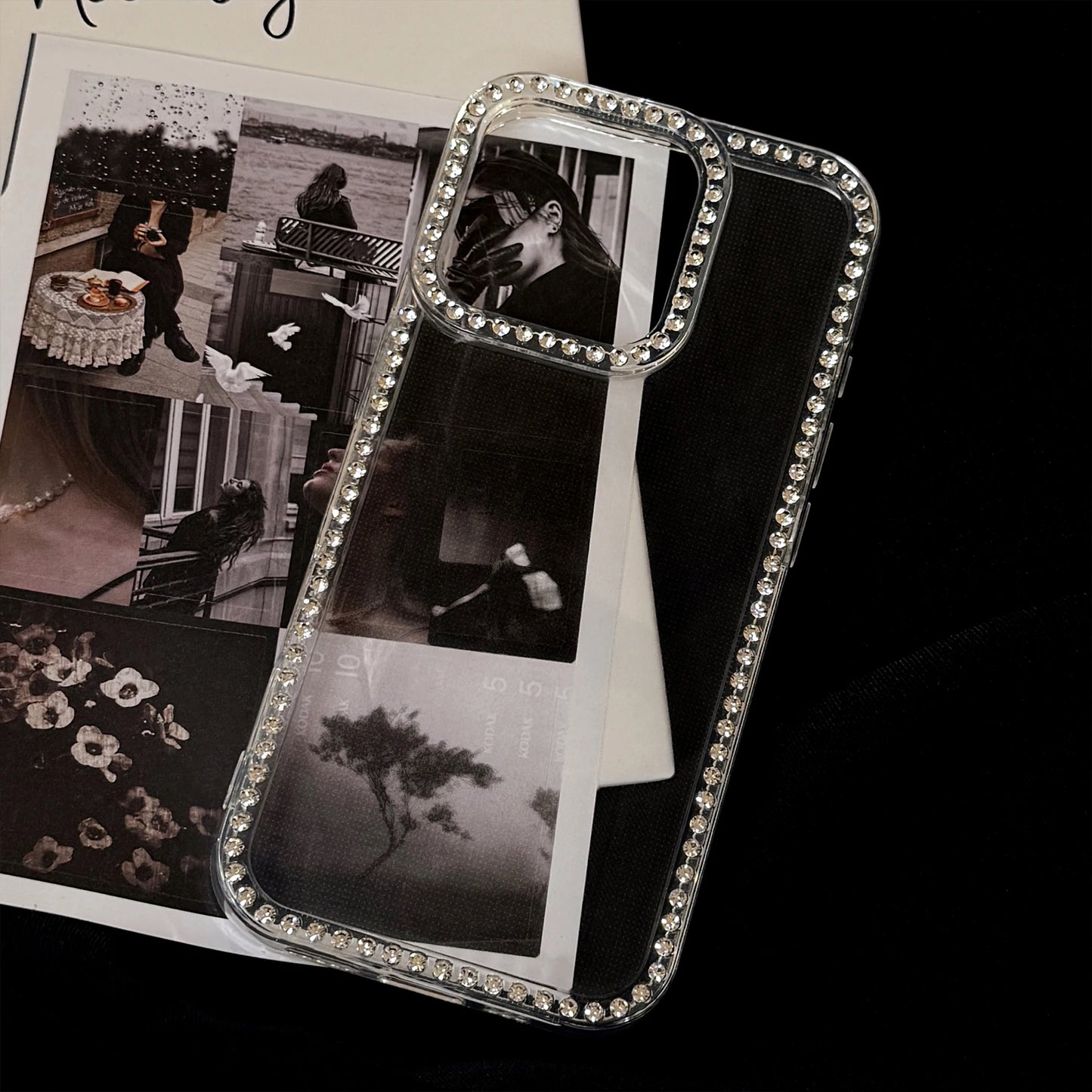 Elegant & Glamorous Transparent Material with Zircon Border Simple Phone Case
