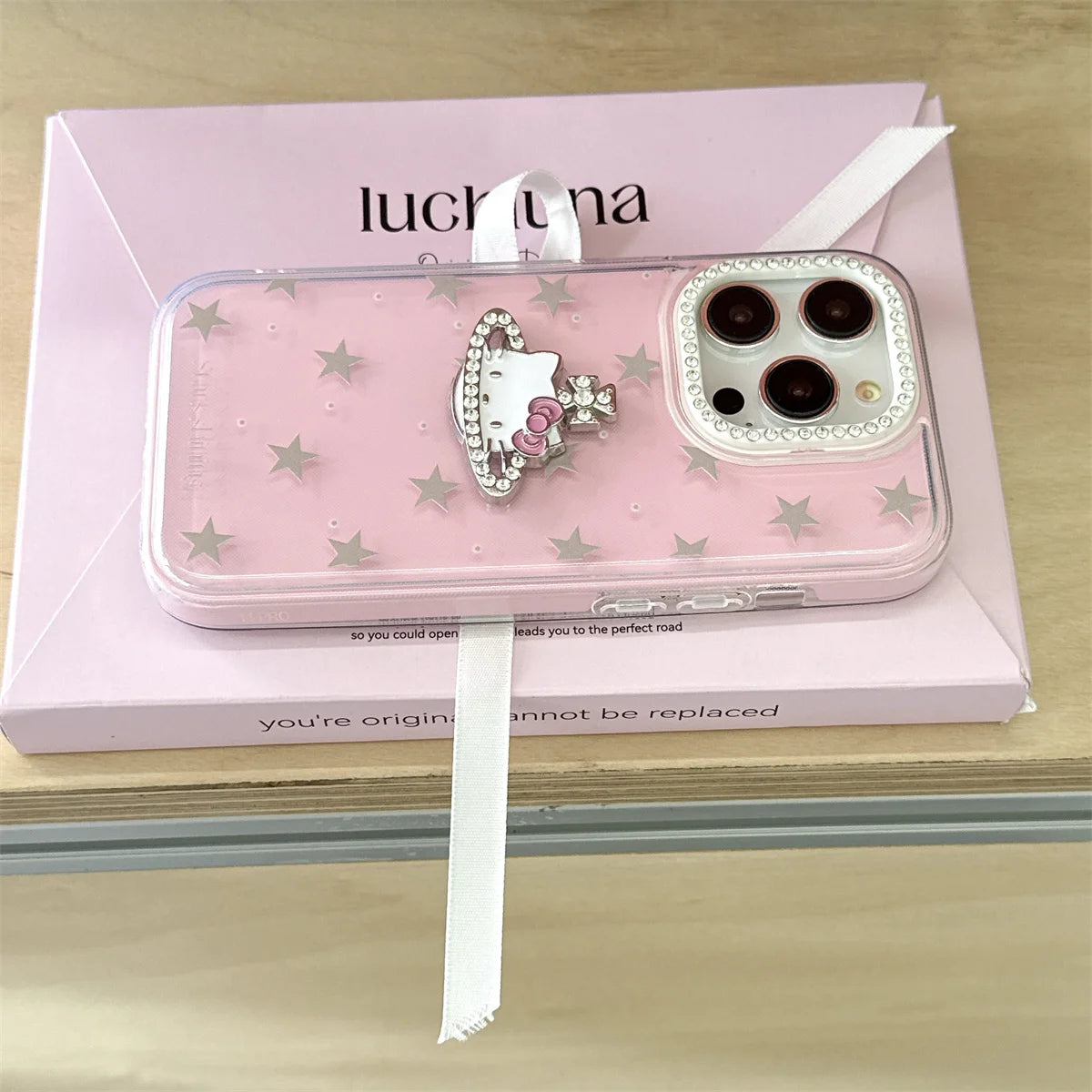 Cute Cartoon And Fashionable HelloKitty Stars Phone Case For iPhone